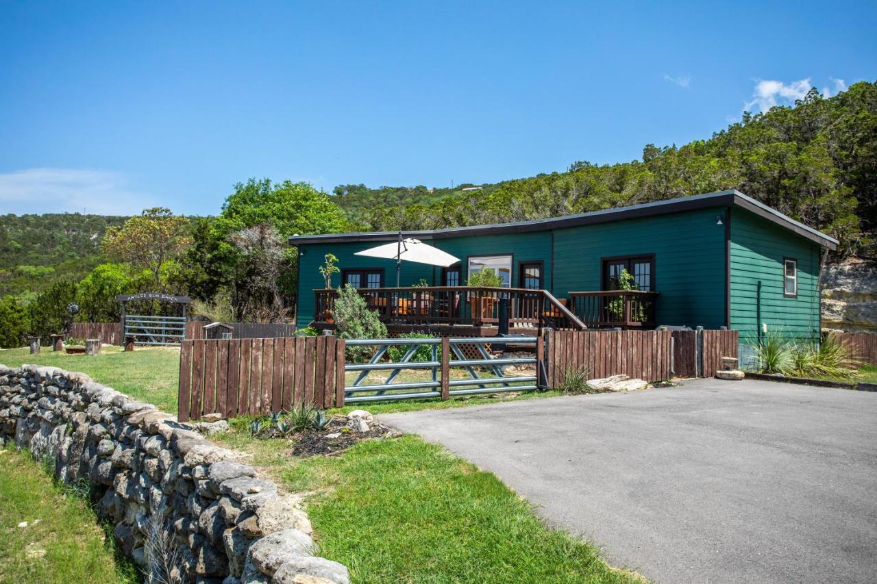 Antler Run Ranch Cabin Pipe Creek Exterior photo